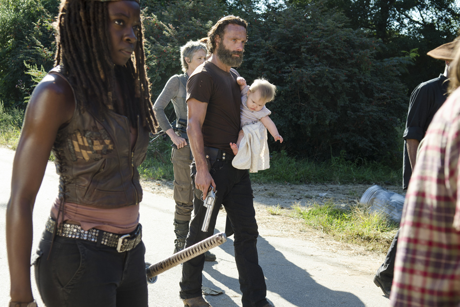 Walking Dead Ratings Improve Against Dismal Oscars Audience